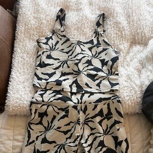 SAGE COLLECTIVE// floral biker short set